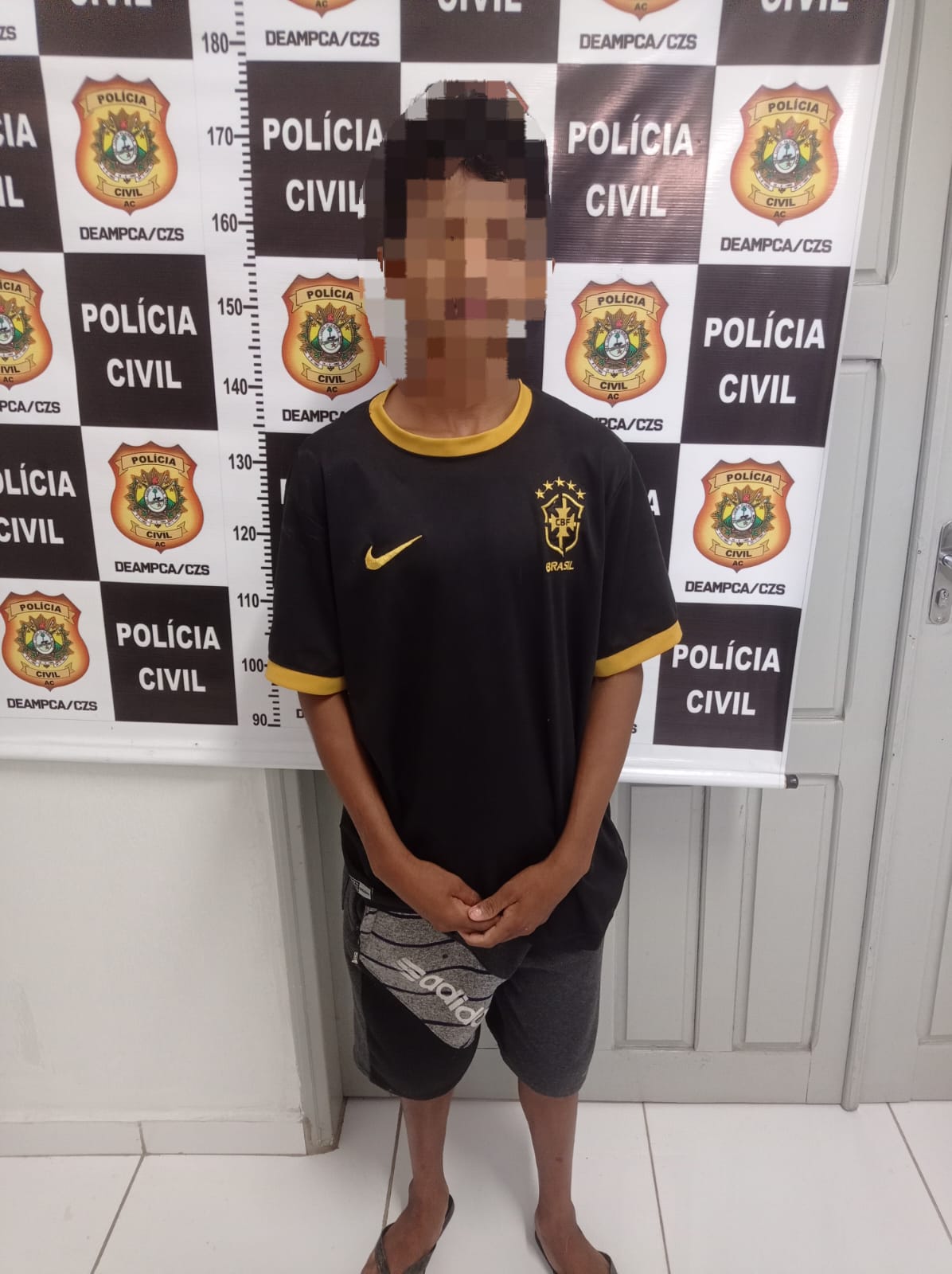 Polícia Civil apreende menor em Cruzeiro do Sul por agressões à avó e envolvimento com entorpecentes