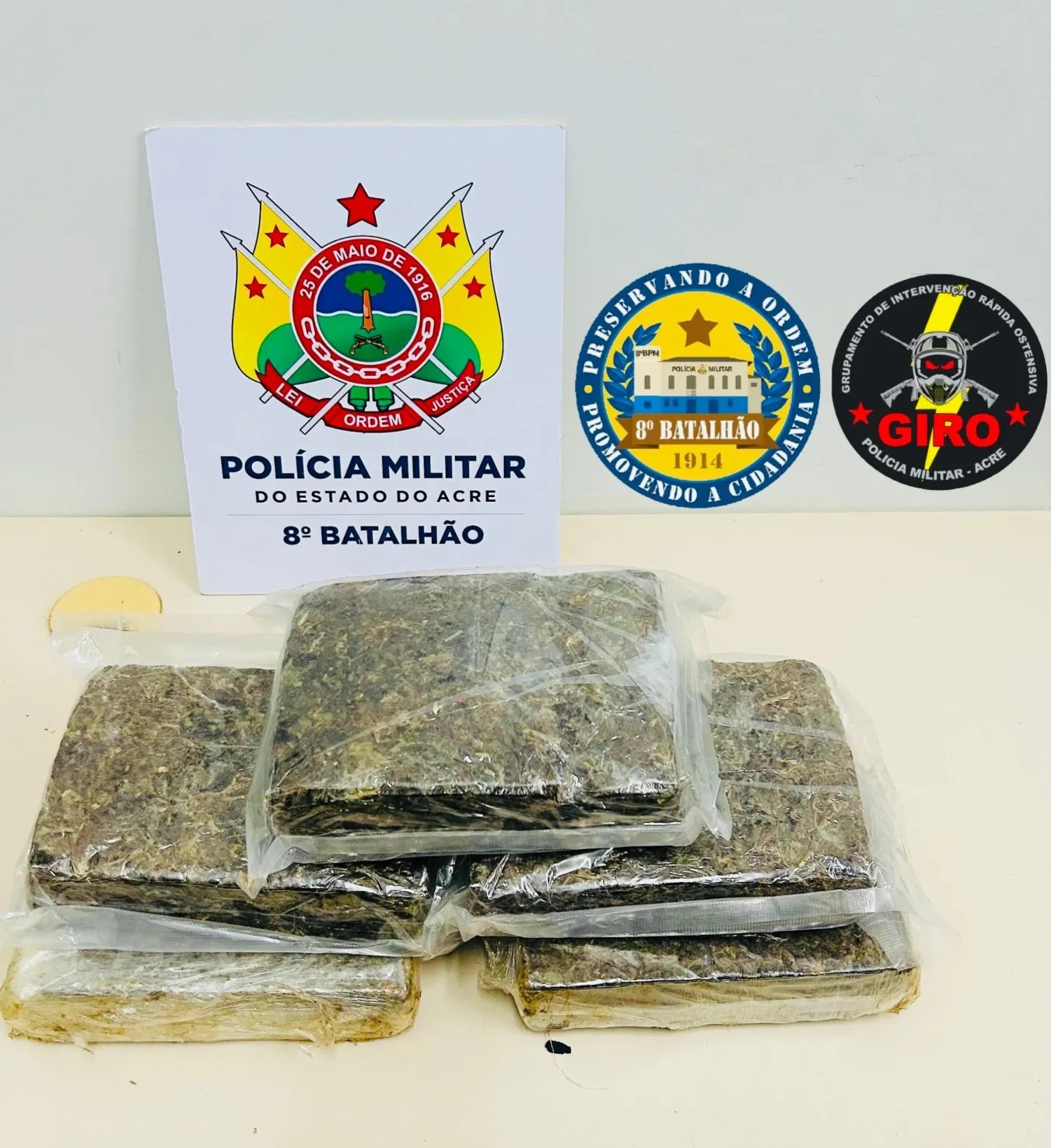 Mototaxista é preso com mais de 5 kg de maconha na BR-364
