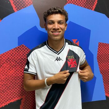 Vasco da Gama Anuncia Contratação do Acreano Emanuel Ribeiro para a Equipe Sub-17