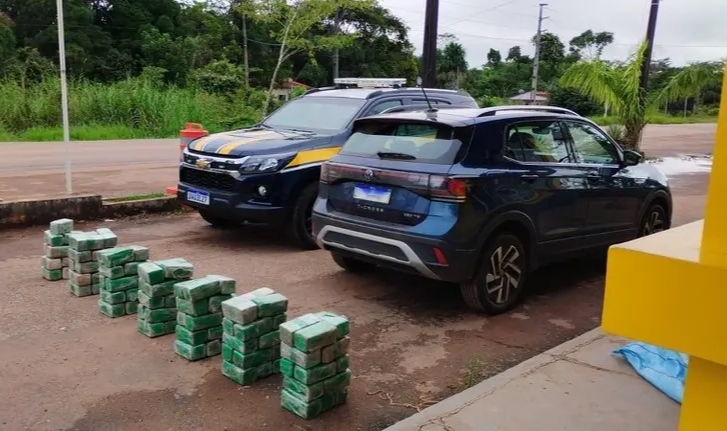 PRF apreende mais de 100 kg de skunk após perseguição em Rio Branco
