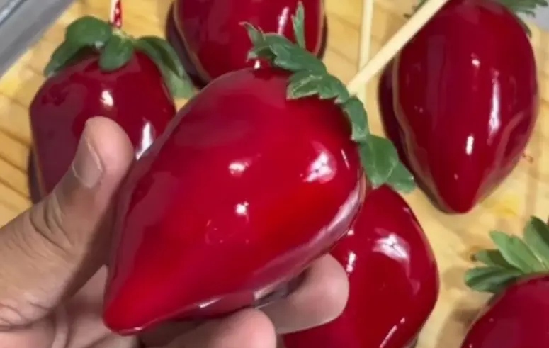 Conselho de Odontologia faz alerta sobre riscos do morango do amor