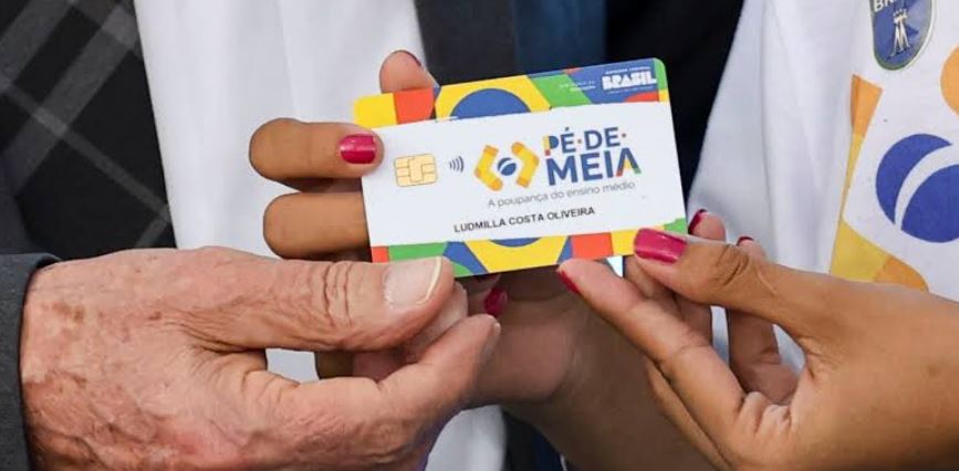 Pé-de-Meia: nascidos em novembro e dezembro recebem 5ª parcela