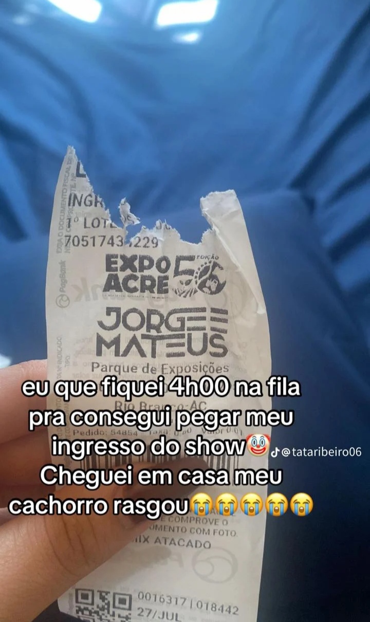 Acreana enfrenta 4h de fila por ingresso de Jorge & Mateus e tem bilhete rasgado pelo cachorro