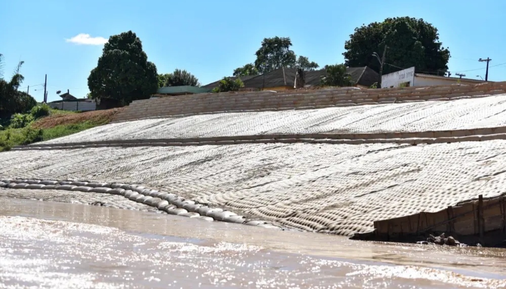 Bolívia não fará comportas no Rio Acre para não afetar lado brasileiro